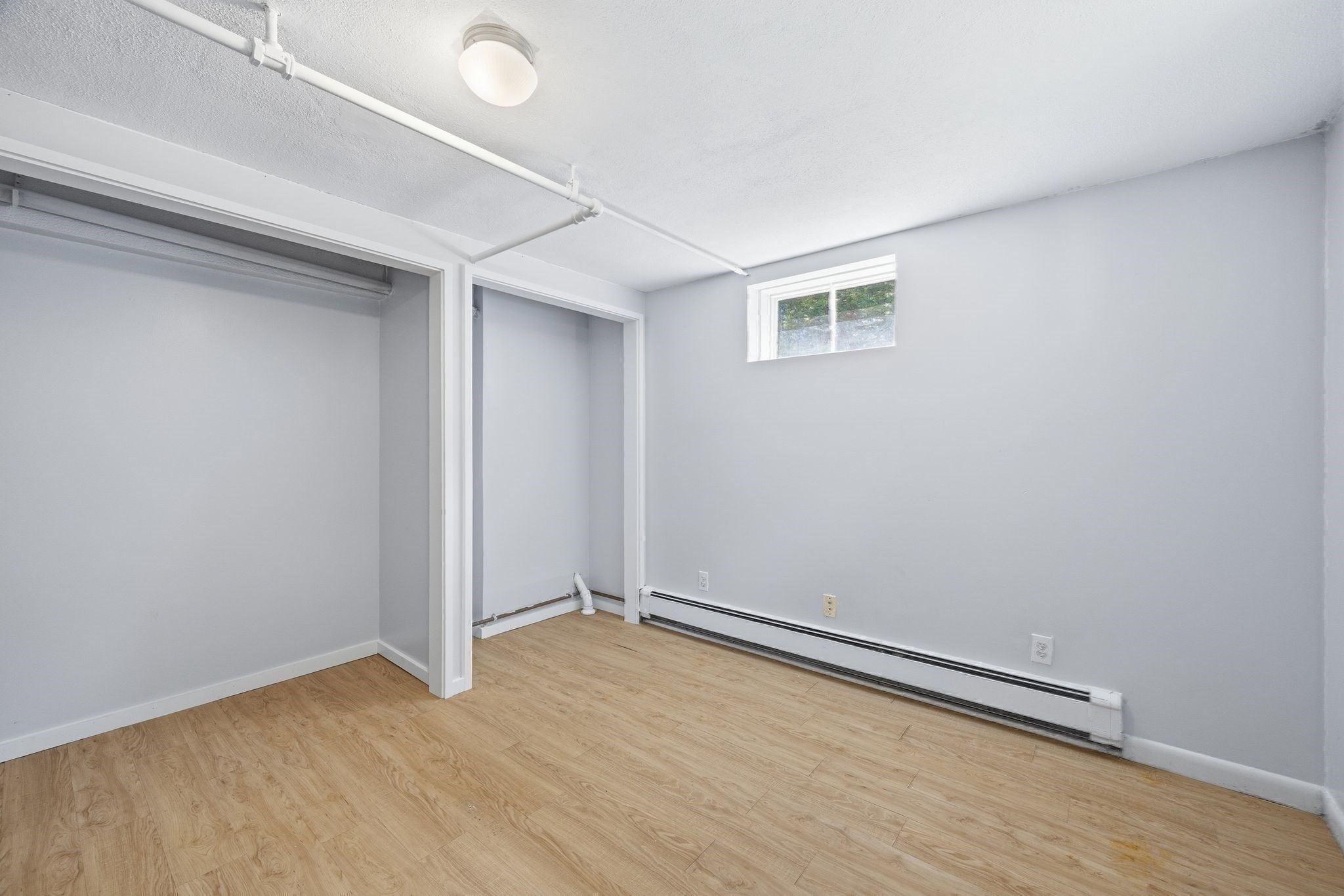 84 Oak Street Property Photo 28