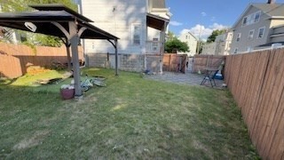 22 Howard Property Photo 30