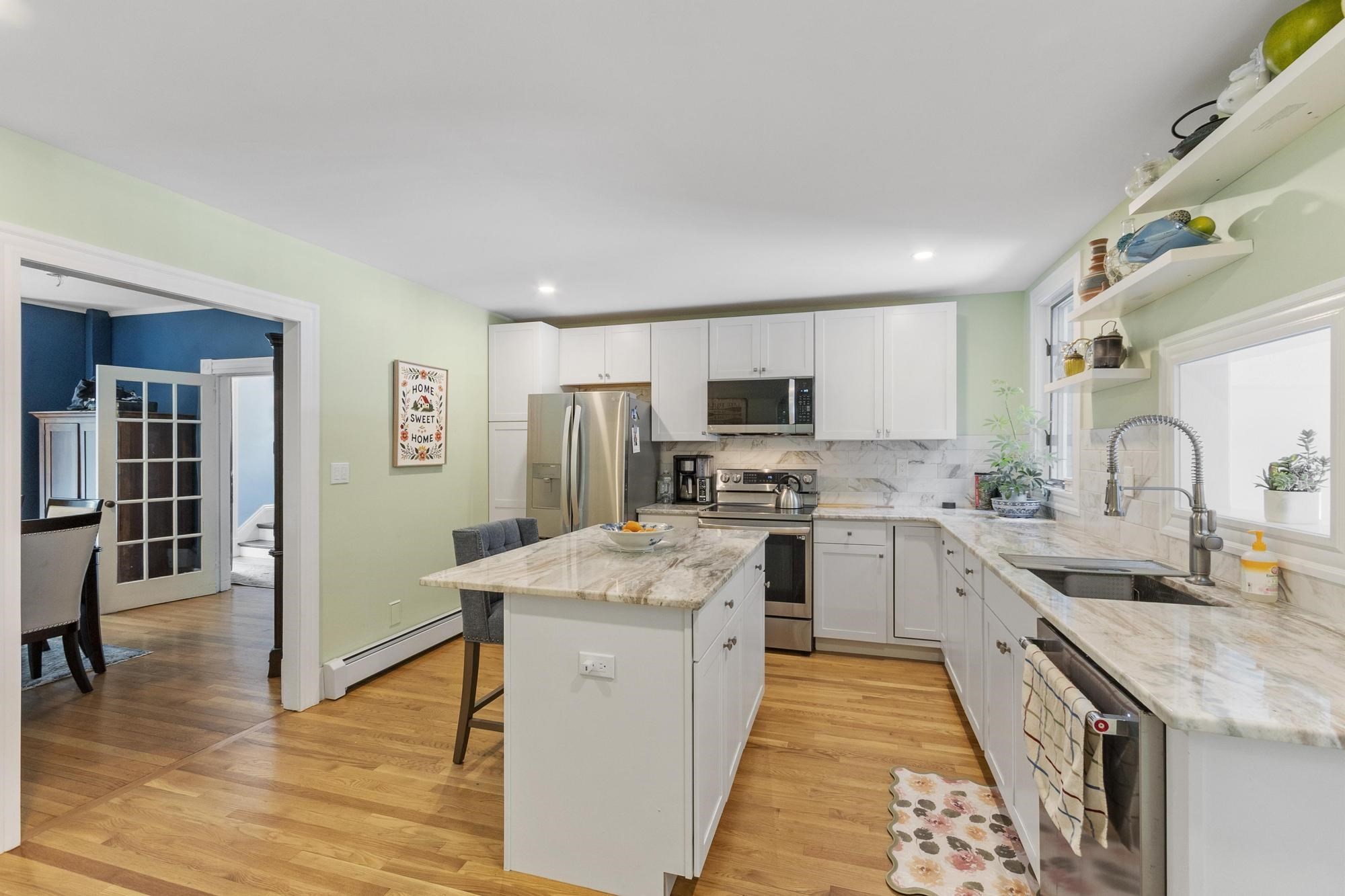 32 Concord Rd # B Property Photo 4