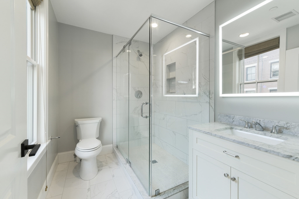 14 Cordis # 2 Property Photo 6