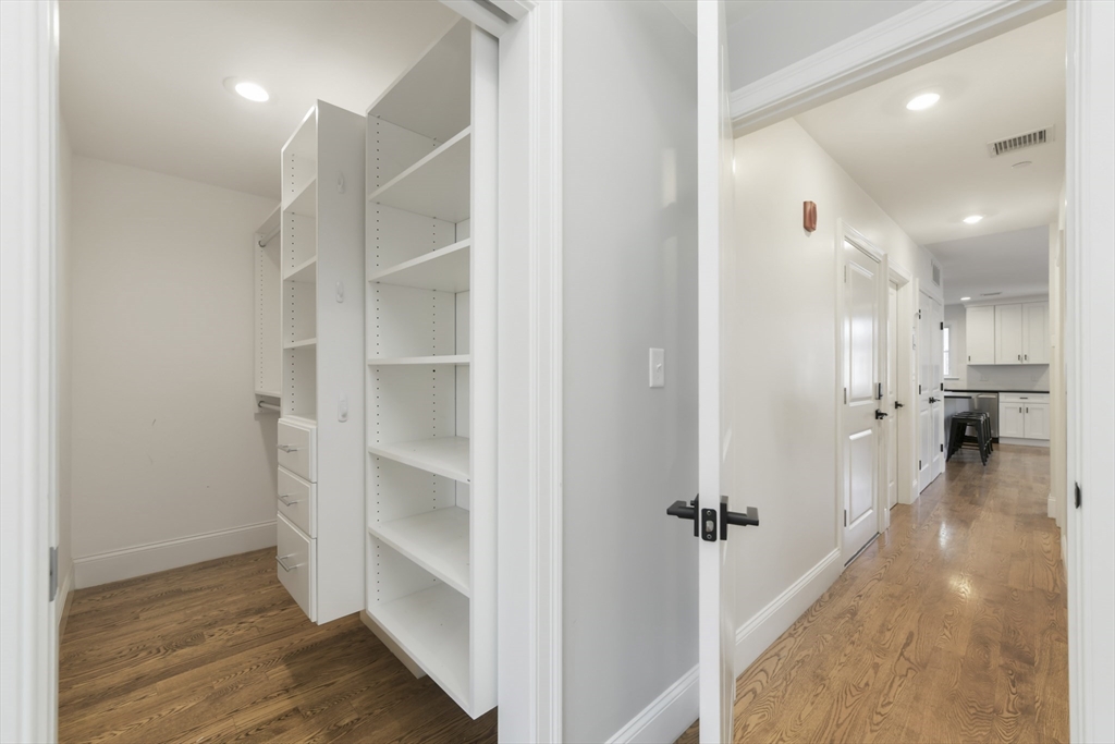 14 Cordis # 2 Property Photo 7