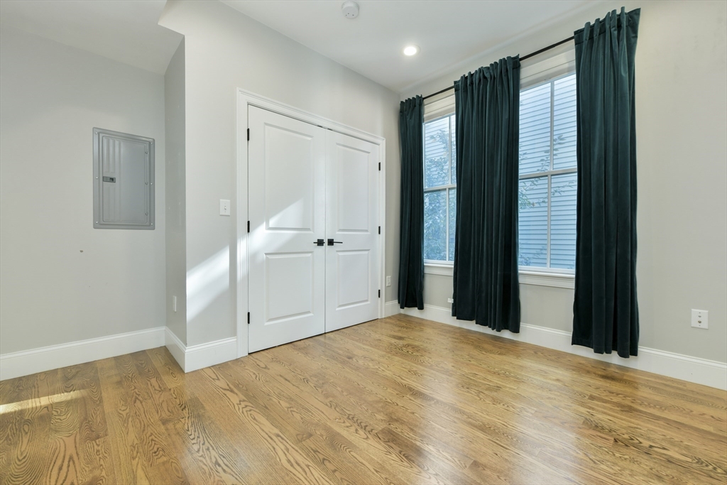 14 Cordis # 2 Property Photo 9