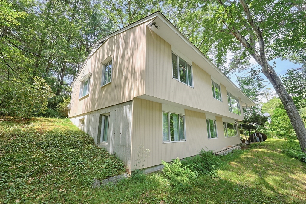 37 Oxbow Rd Property Photo 5