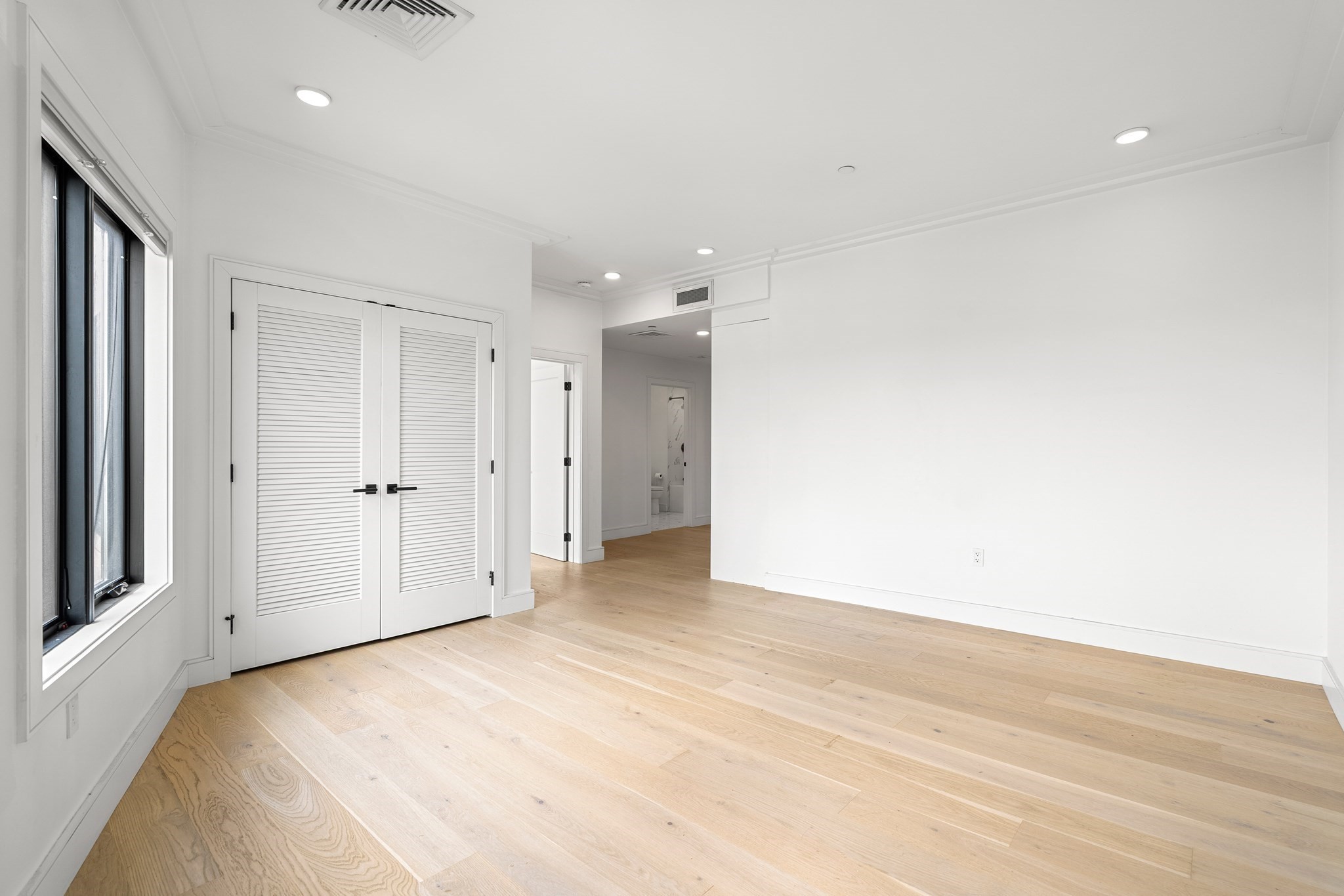 50 Leo M Birmingham # 503 Property Photo 7