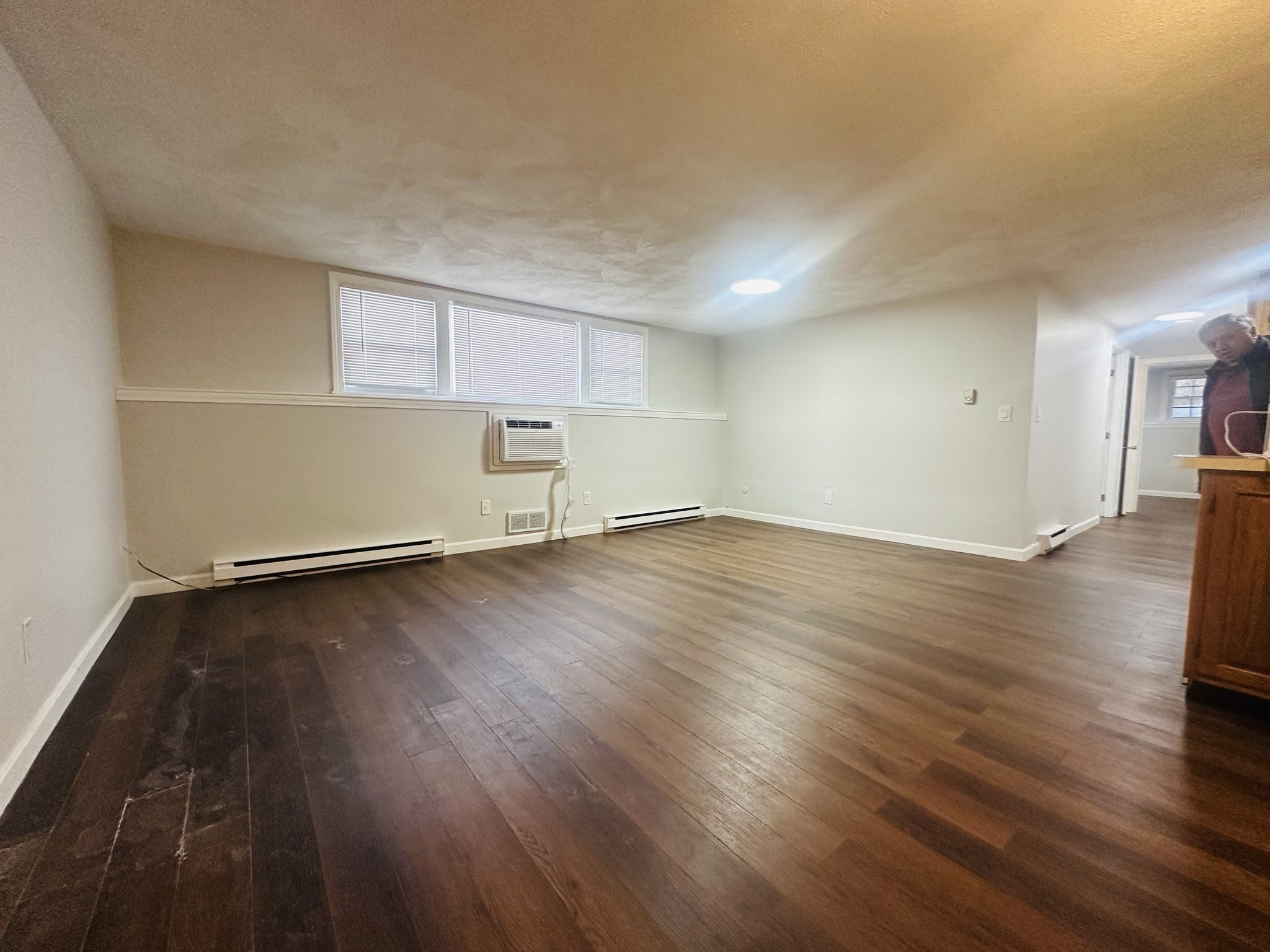 222 School St # 4 Property Photo 10