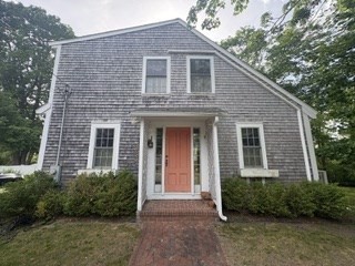 96 Summer St Property Photo 1