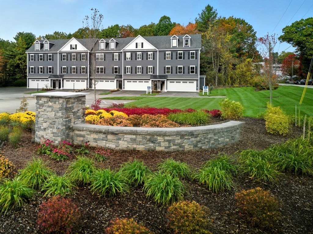 24 Elise Avenue # 12 Property Photo 7