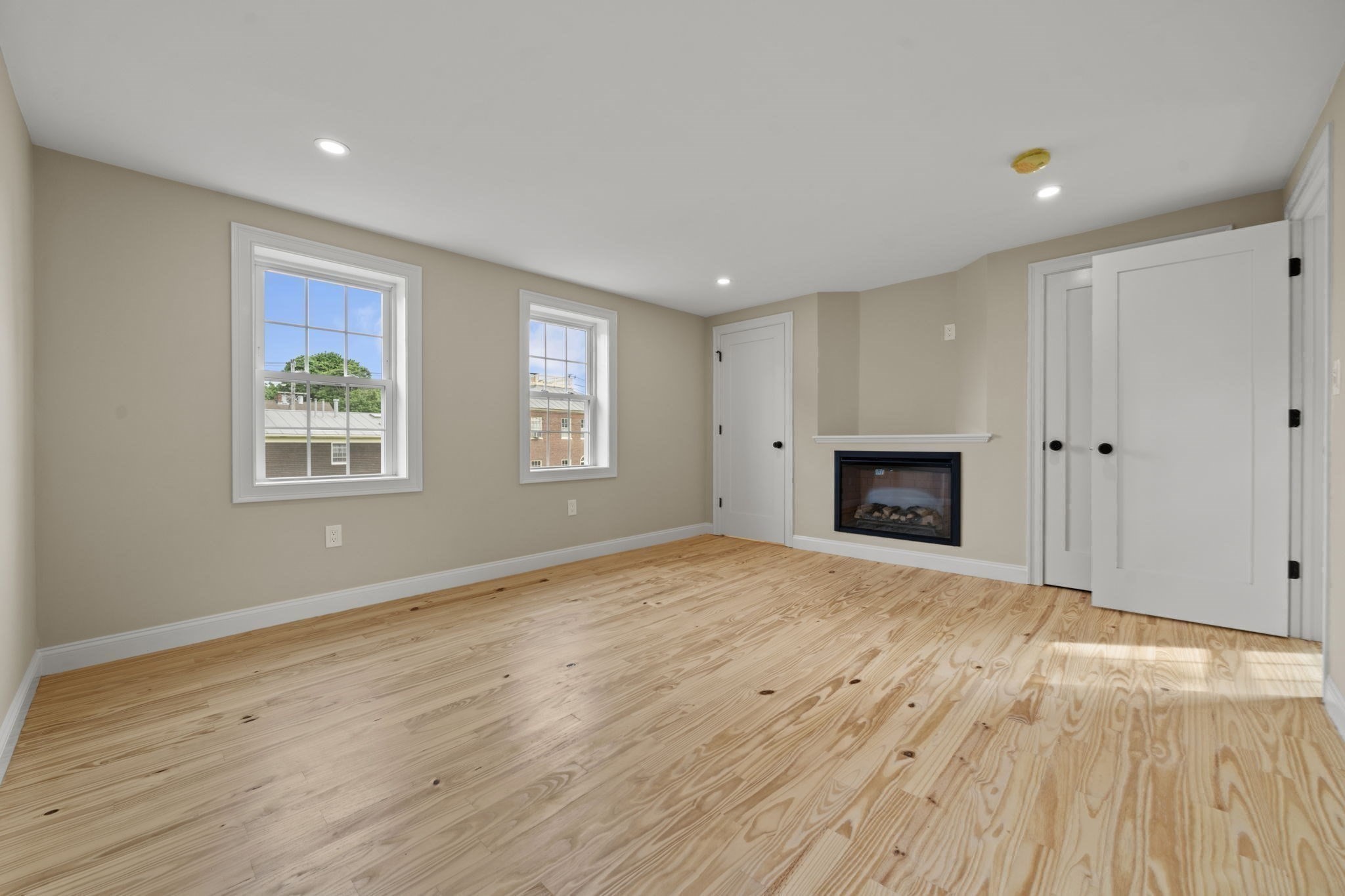 162 High St # B Property Photo 20