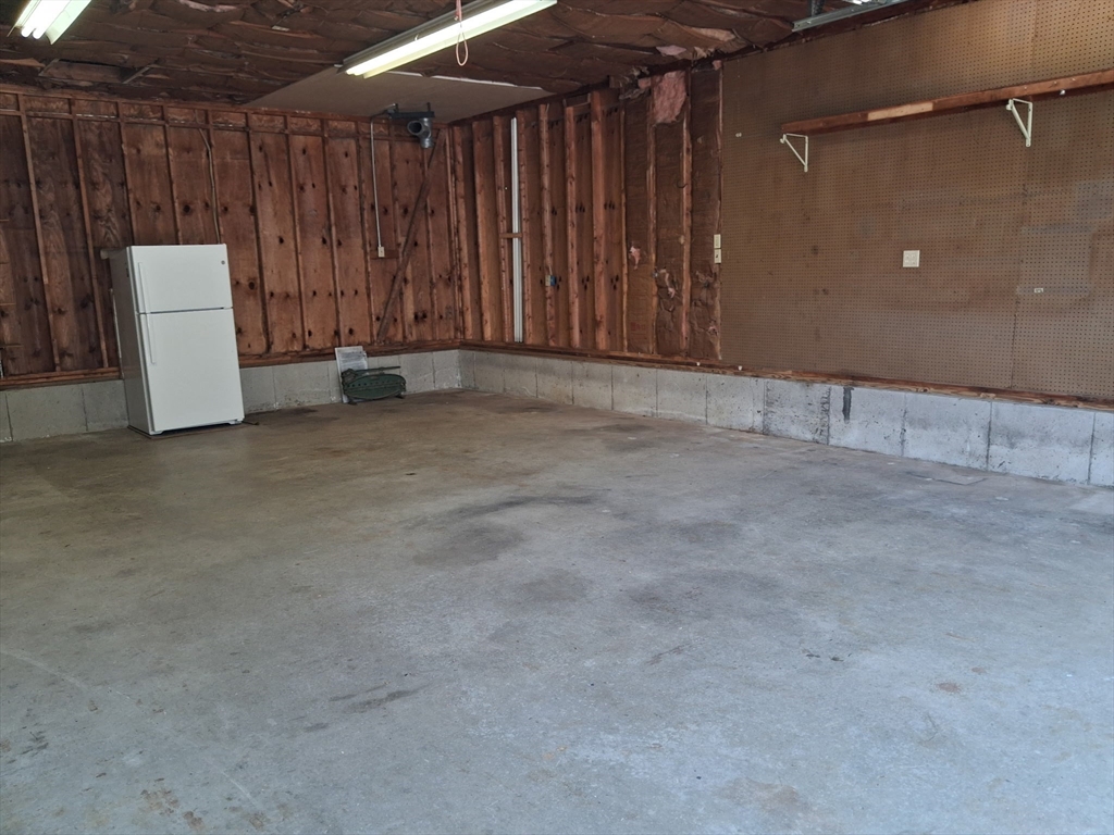 12 Pinehill Property Photo 8