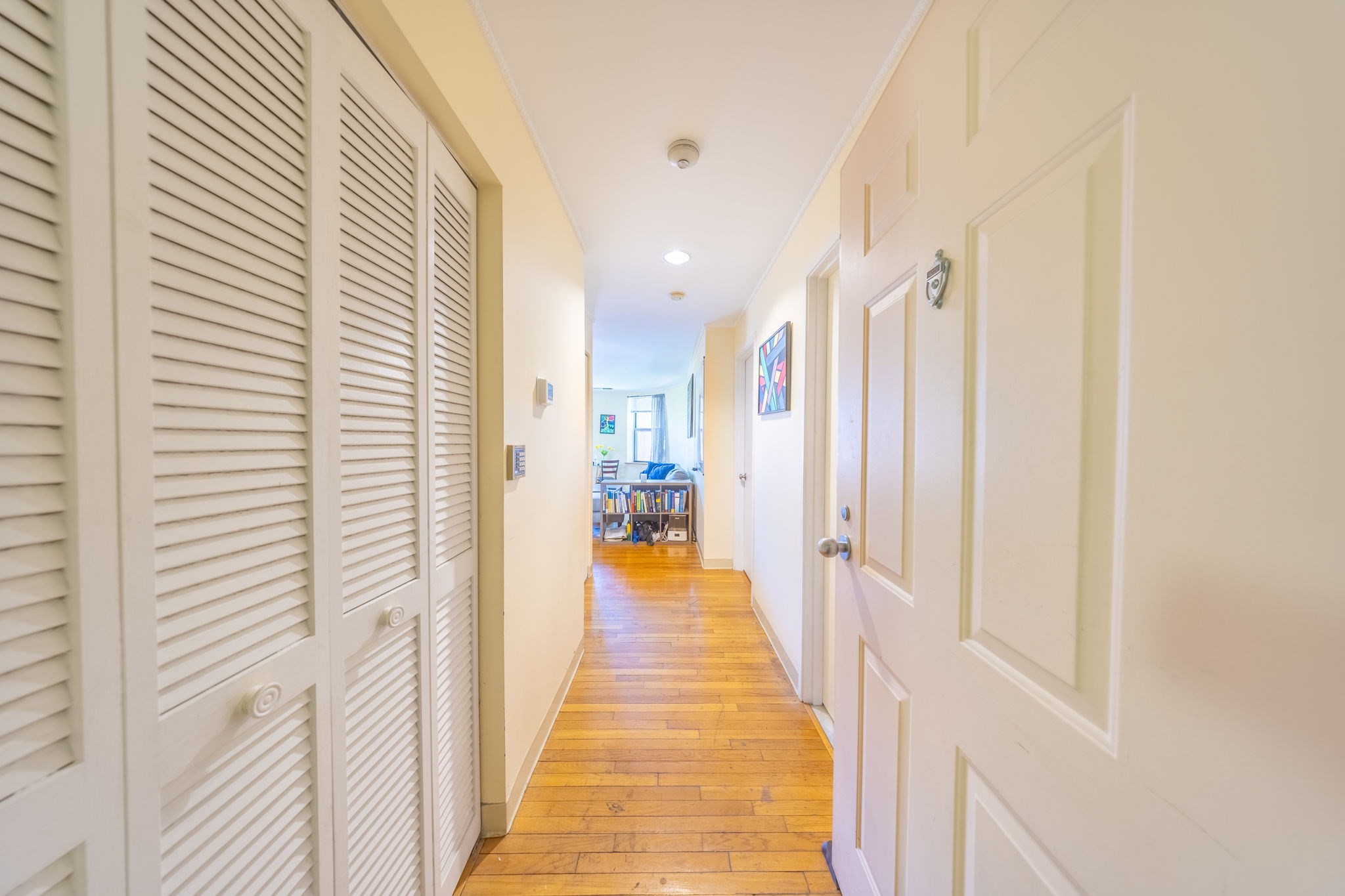 102 Gainsborough St # 402e Property Photo 9