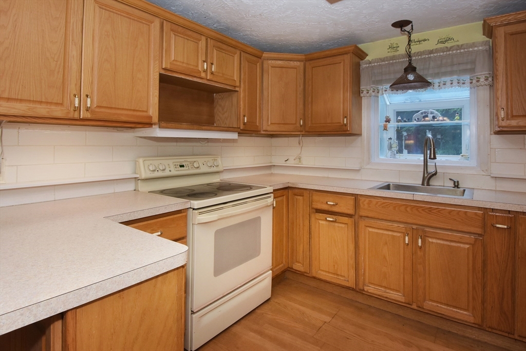 357 Barre Rd Property Photo 5