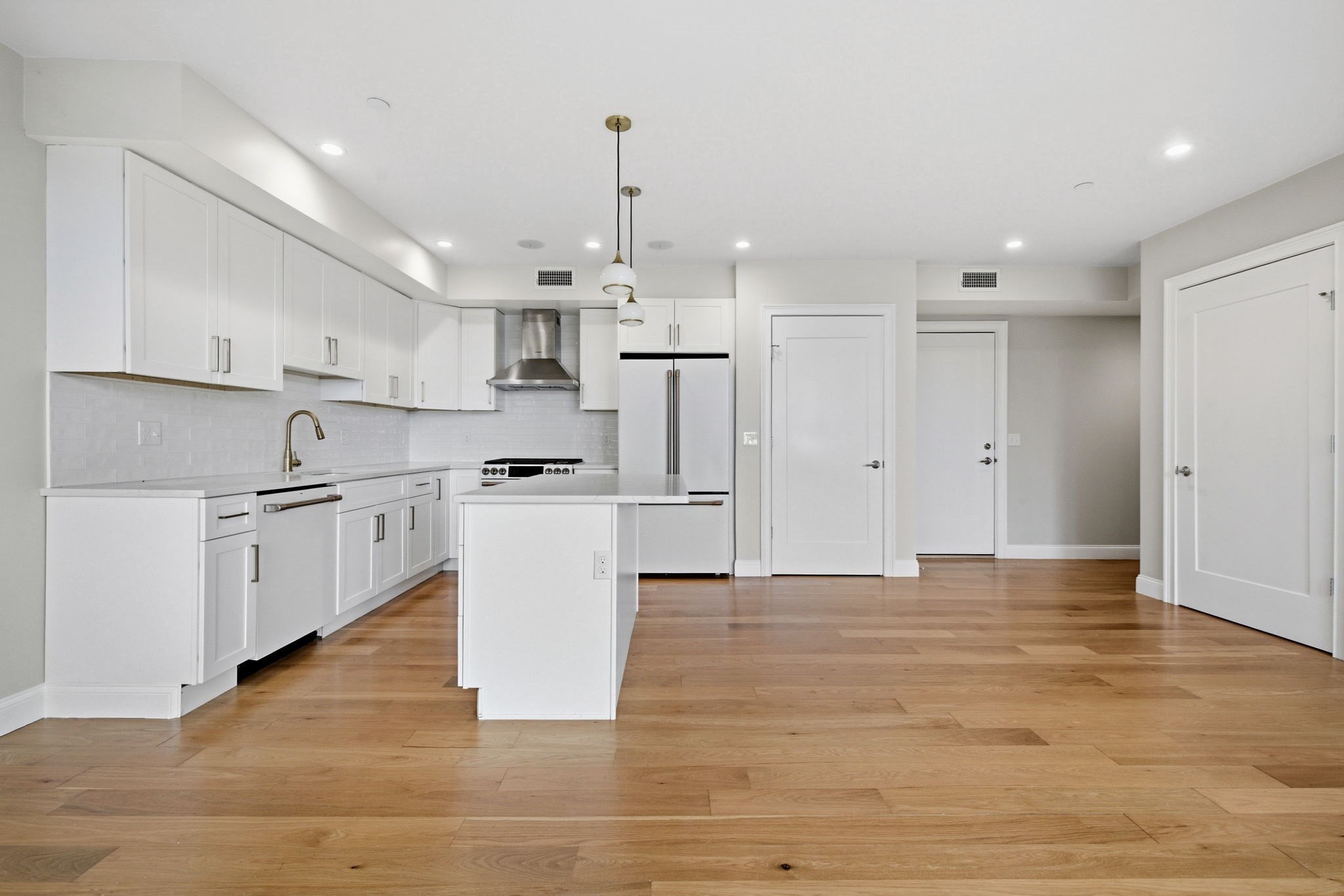 40 Westmoreland St # 8 Property Photo 5