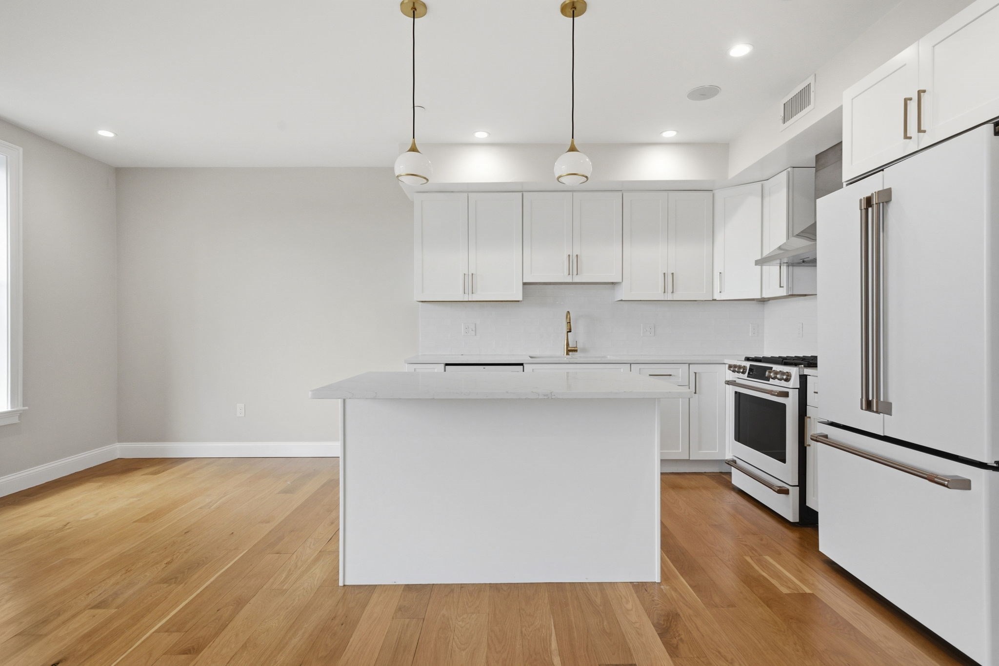 40 Westmoreland St # 8 Property Photo 10
