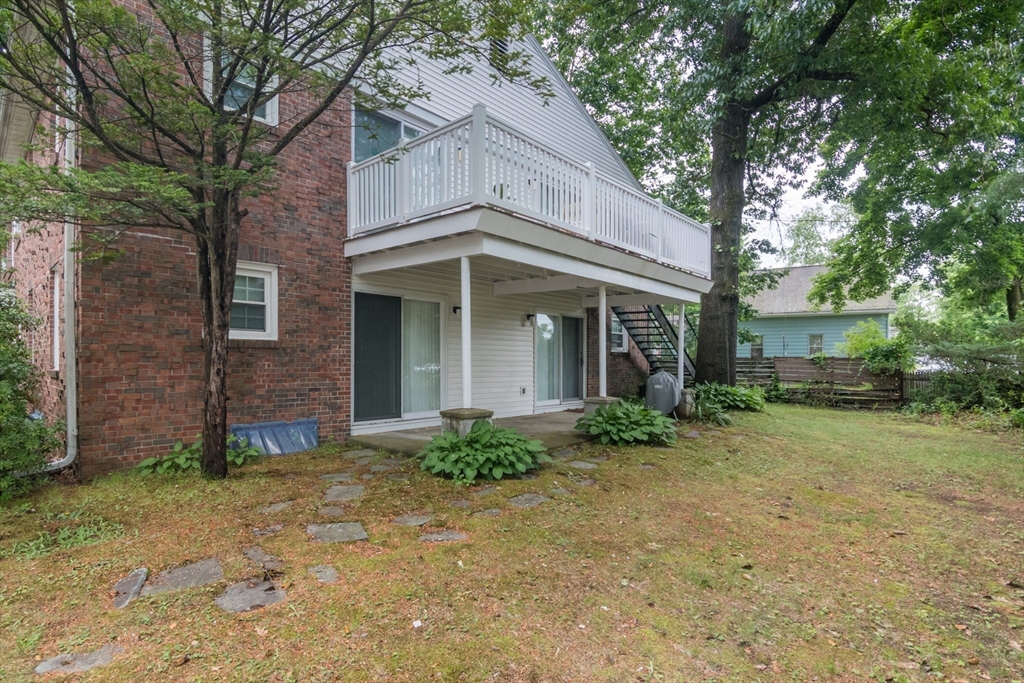 21 Turners Falls Rd Property Photo 3