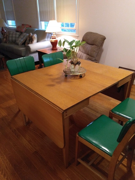 21 Turners Falls Rd Property Photo 12