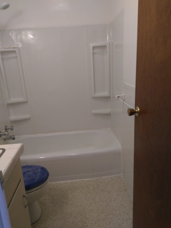 21 Turners Falls Rd Property Photo 18