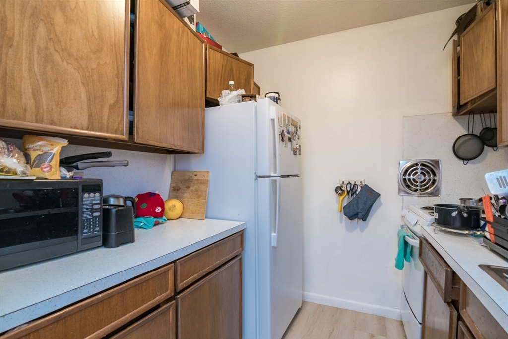 21 Turners Falls Rd Property Photo 19