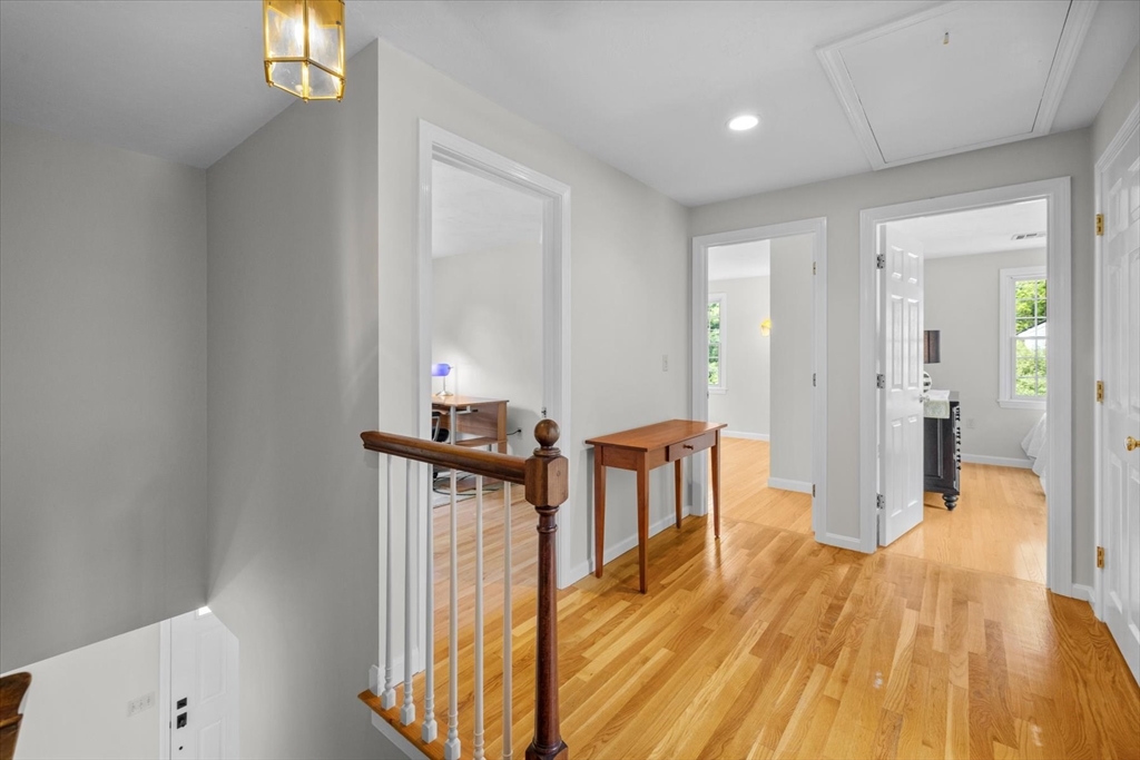 16 King Philip Path Property Photo 16