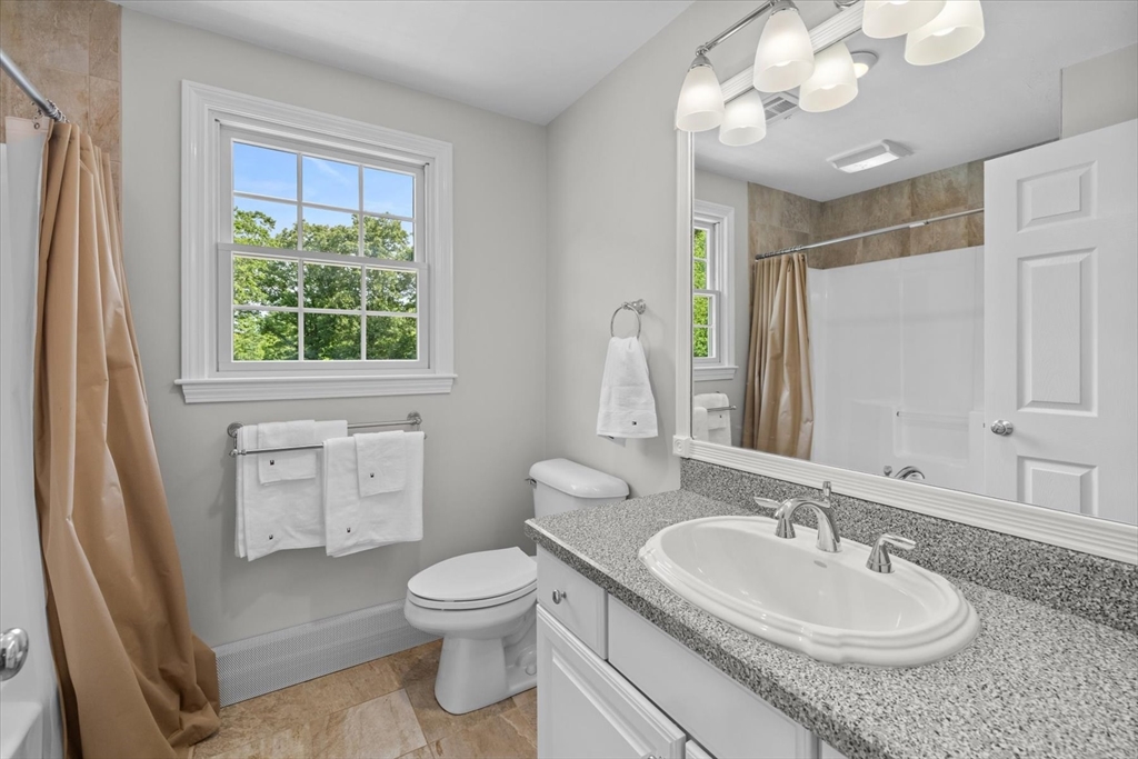 16 King Philip Path Property Photo 21