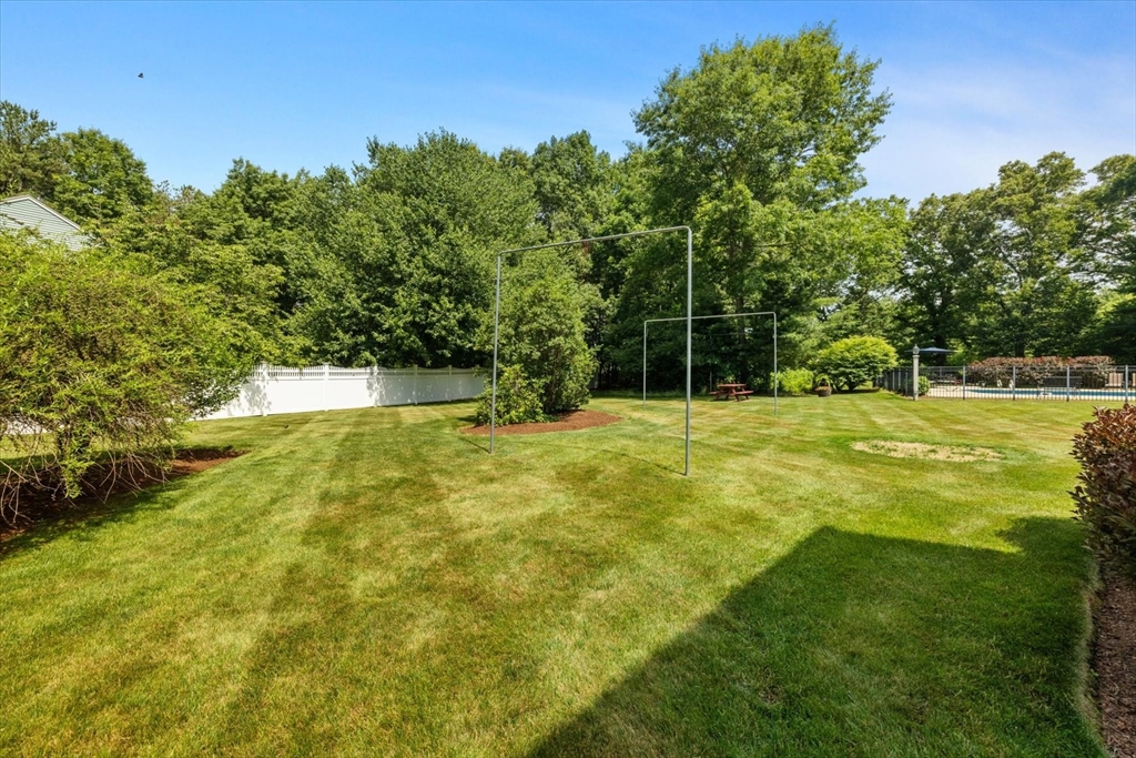 16 King Philip Path Property Photo 28