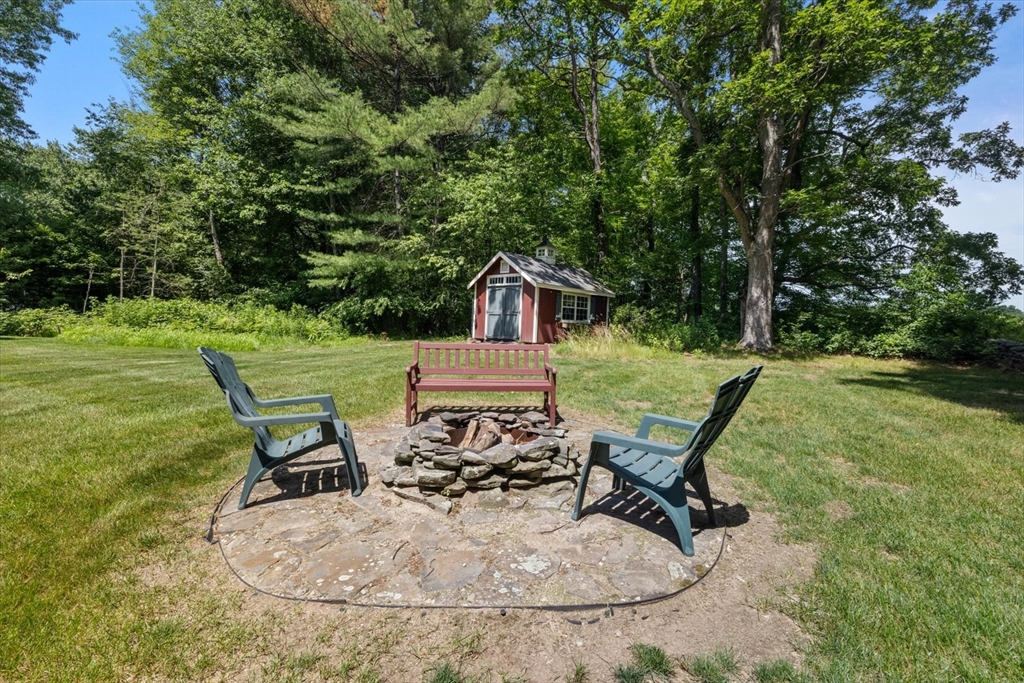 16 King Philip Path Property Photo 33