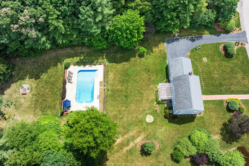 16 King Philip Path Property Photo 39
