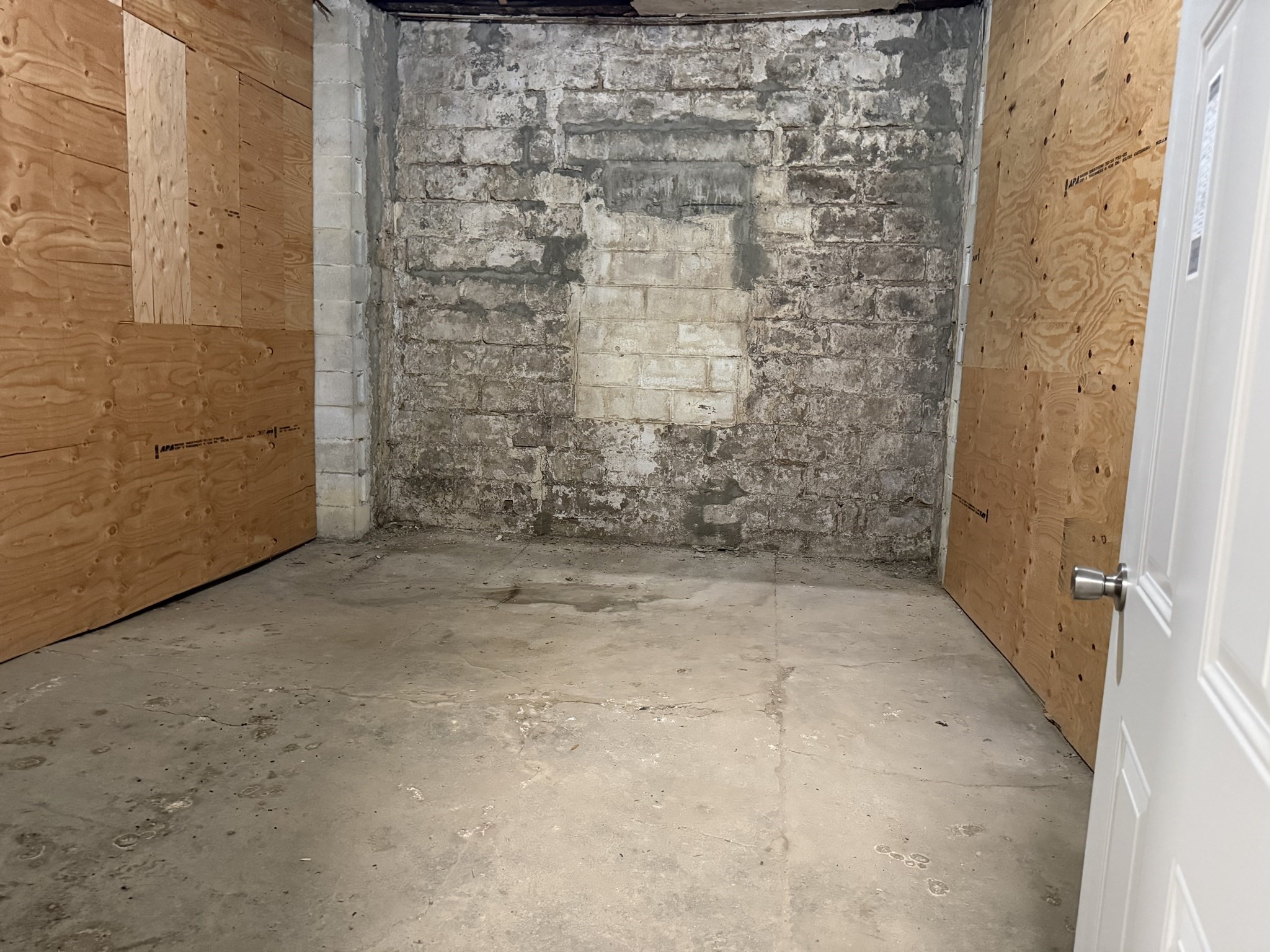 87 Tremont Street Property Photo 4