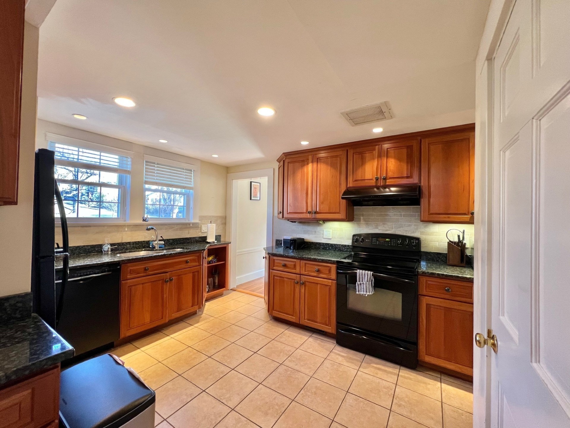 54 Simonds Road Property Photo 6