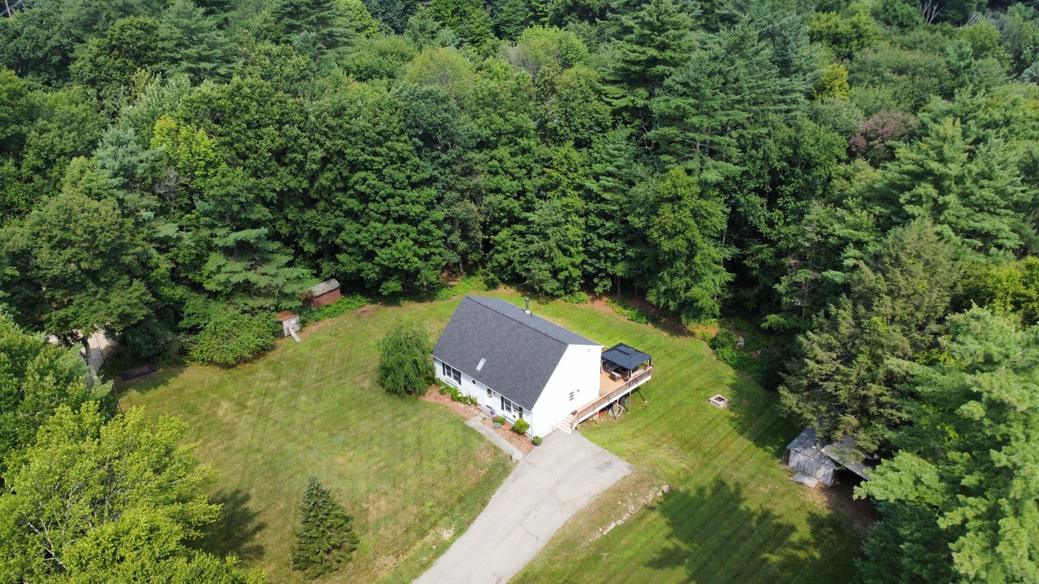 1 Barefoot Ln Property Photo 1