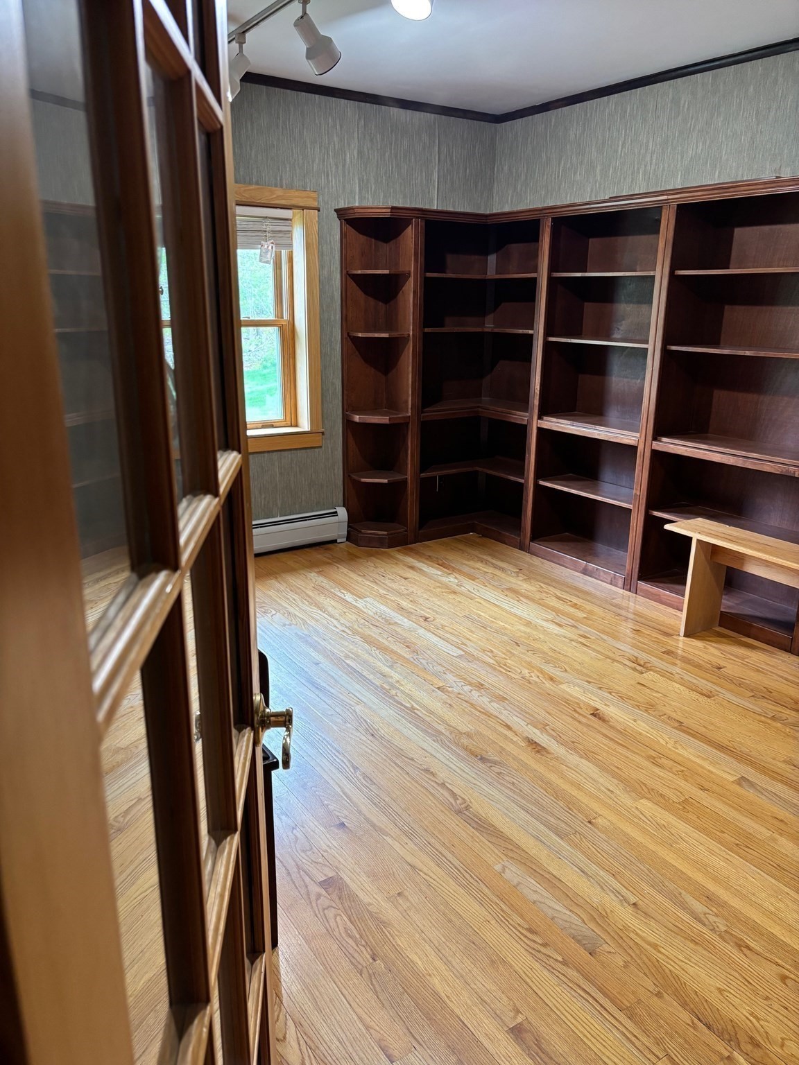 18 West Shore Drive Property Photo 10