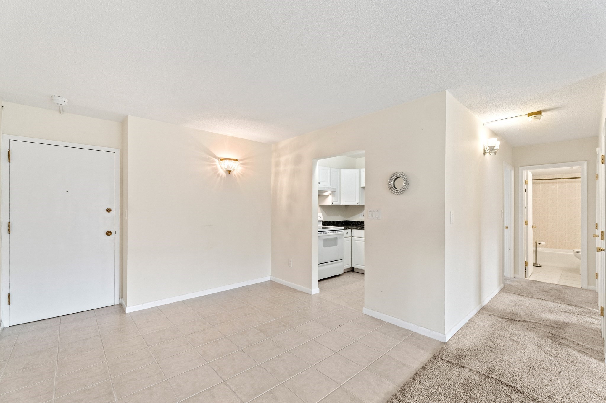 10 Williams Street # 20 Property Photo 3