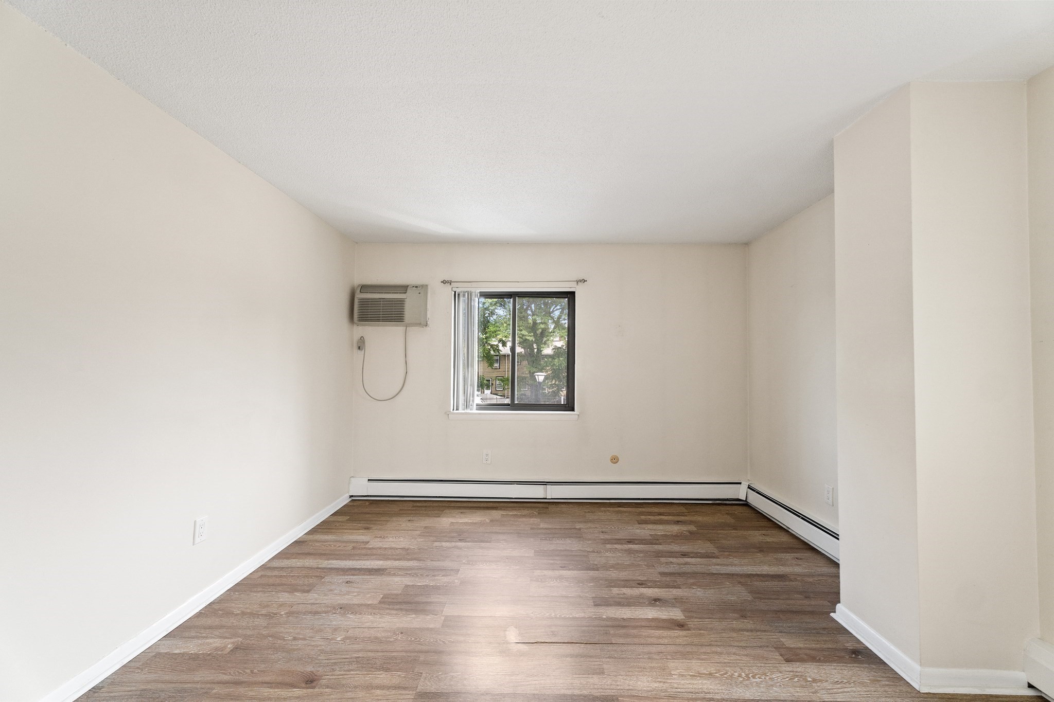 10 Williams Street # 20 Property Photo 8