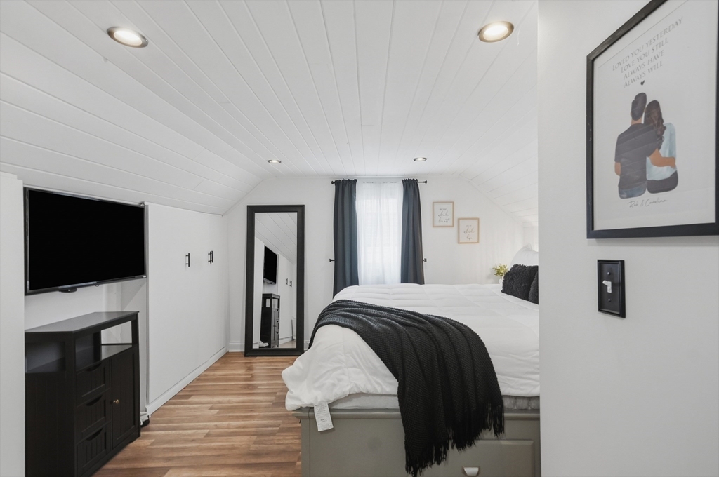 20 Stevens Street Property Photo 16