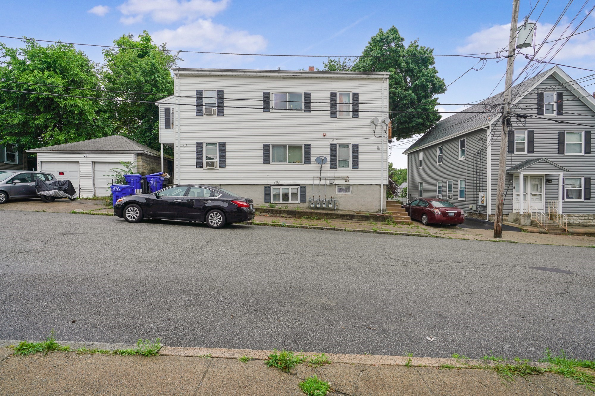 39 Highland St Property Photo 1
