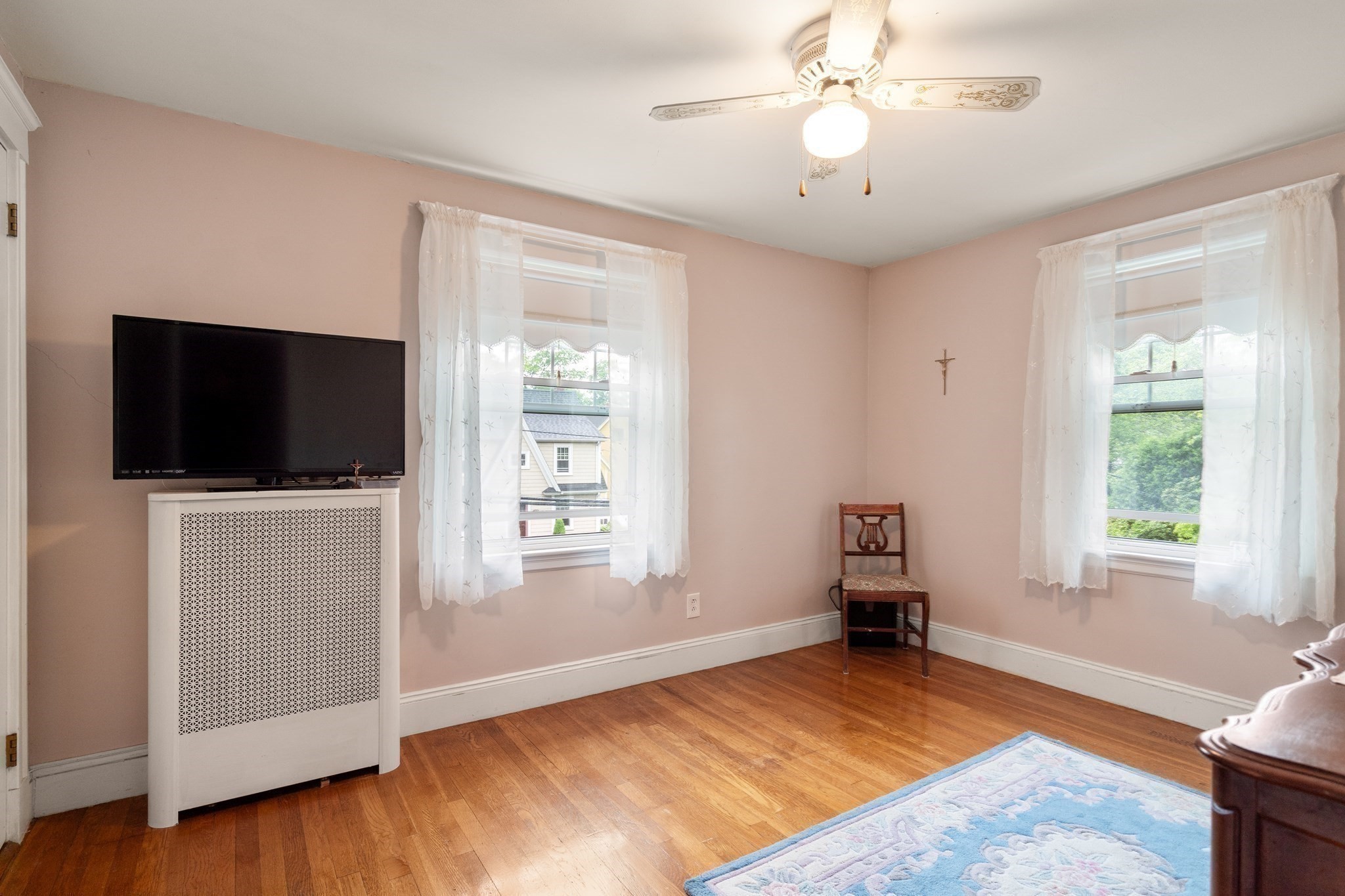 20 Rowe Street Property Photo 15