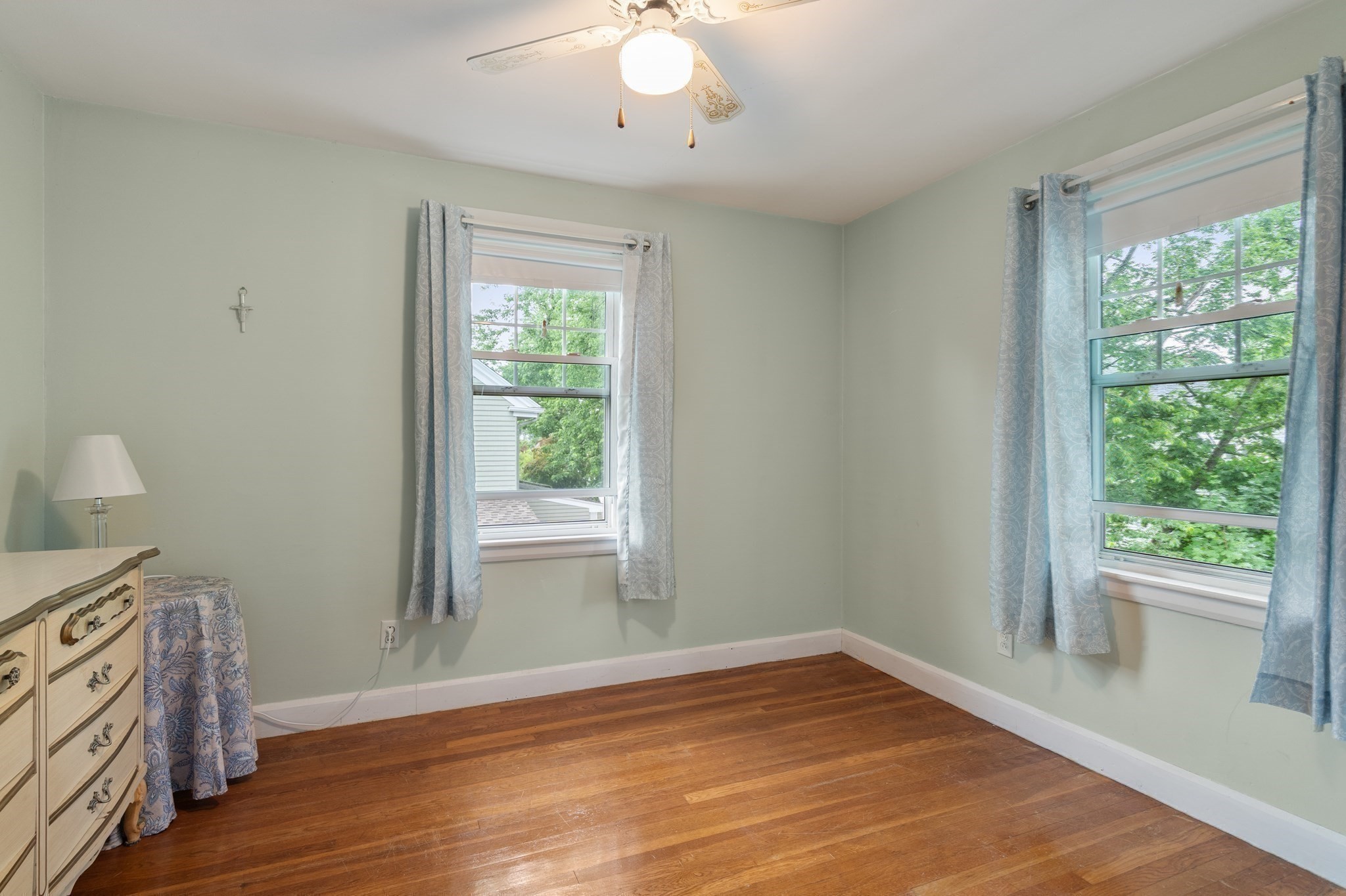20 Rowe Street Property Photo 16