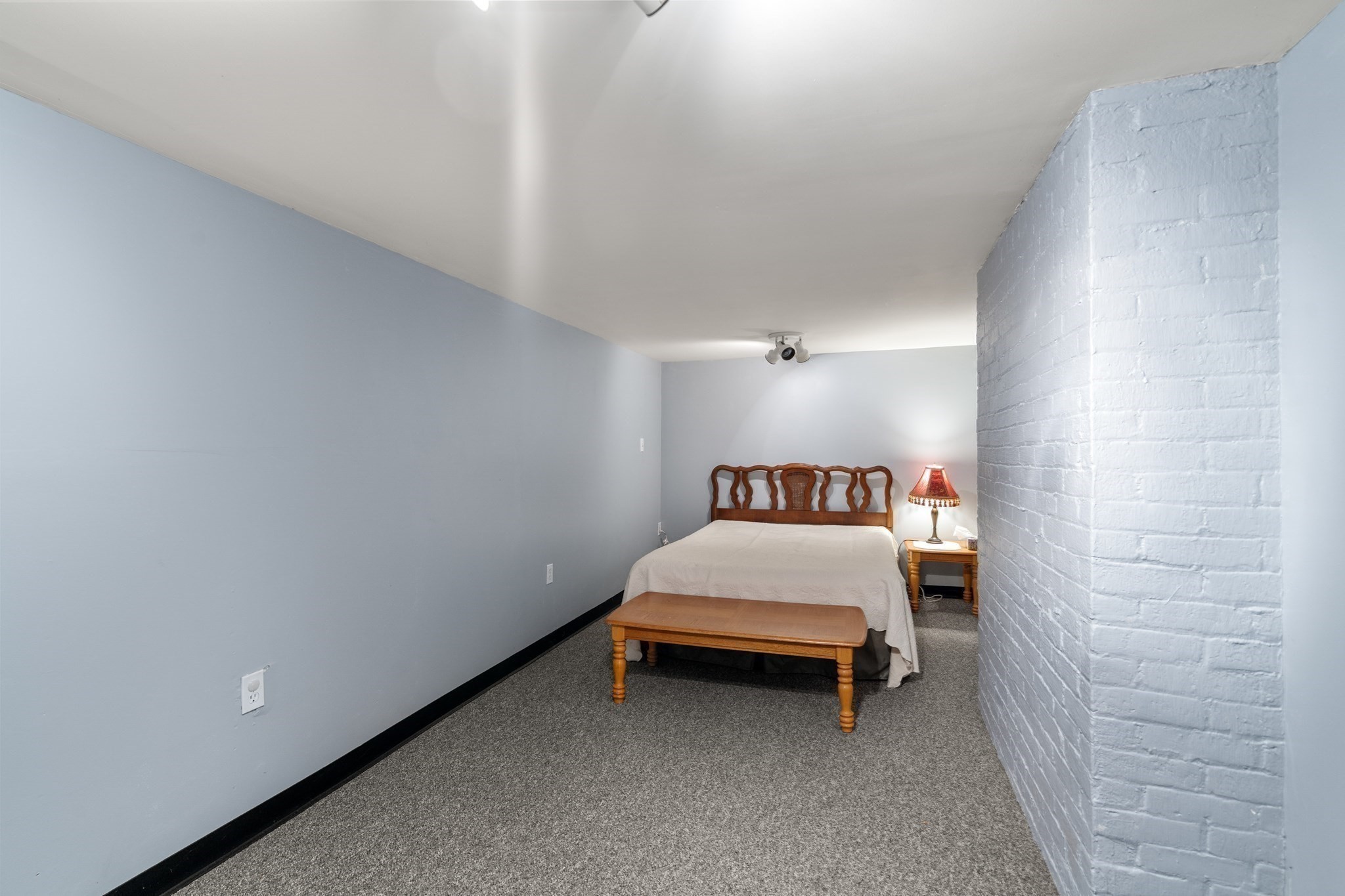 20 Rowe Street Property Photo 21