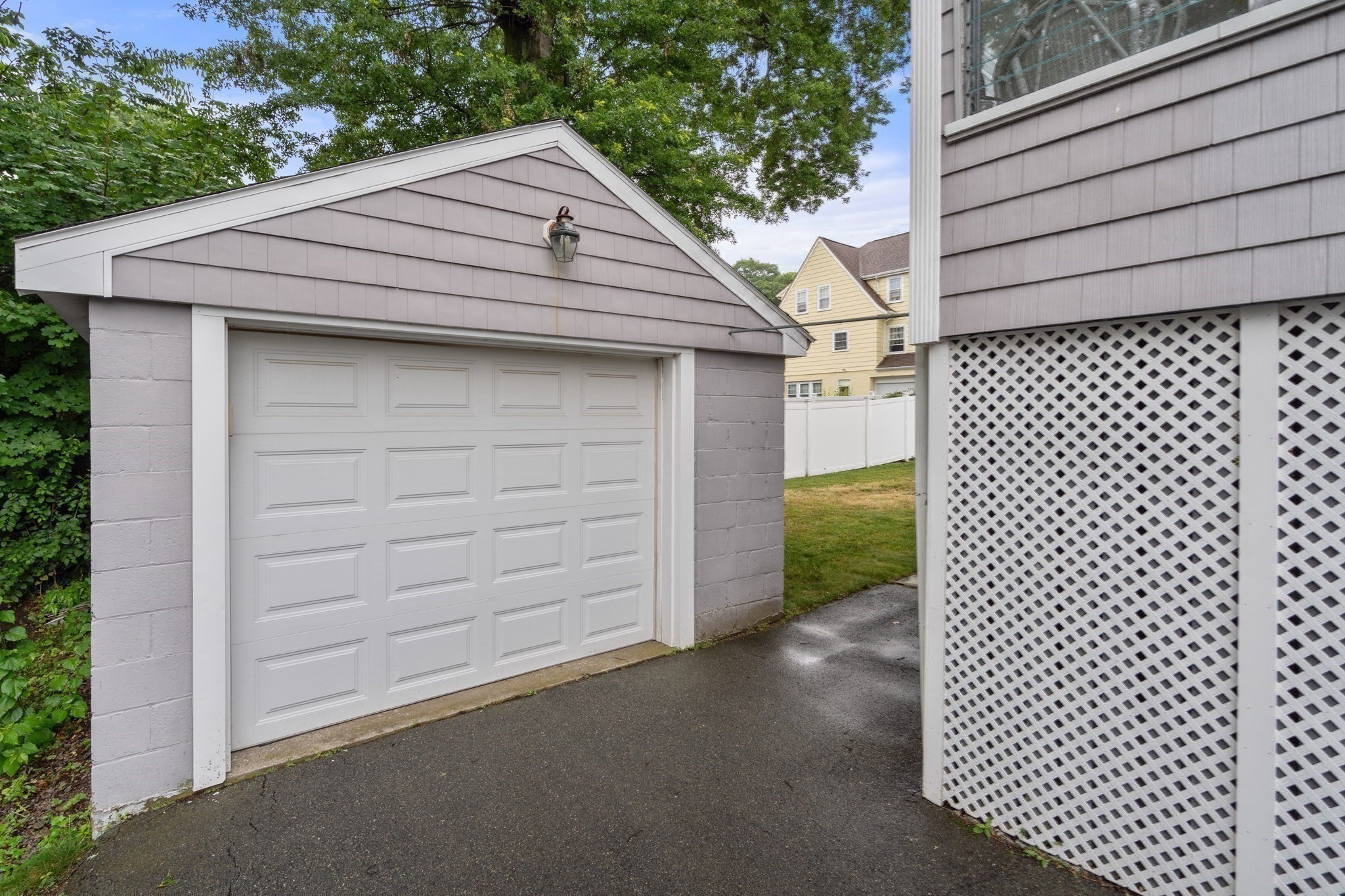 20 Rowe Street Property Photo 25