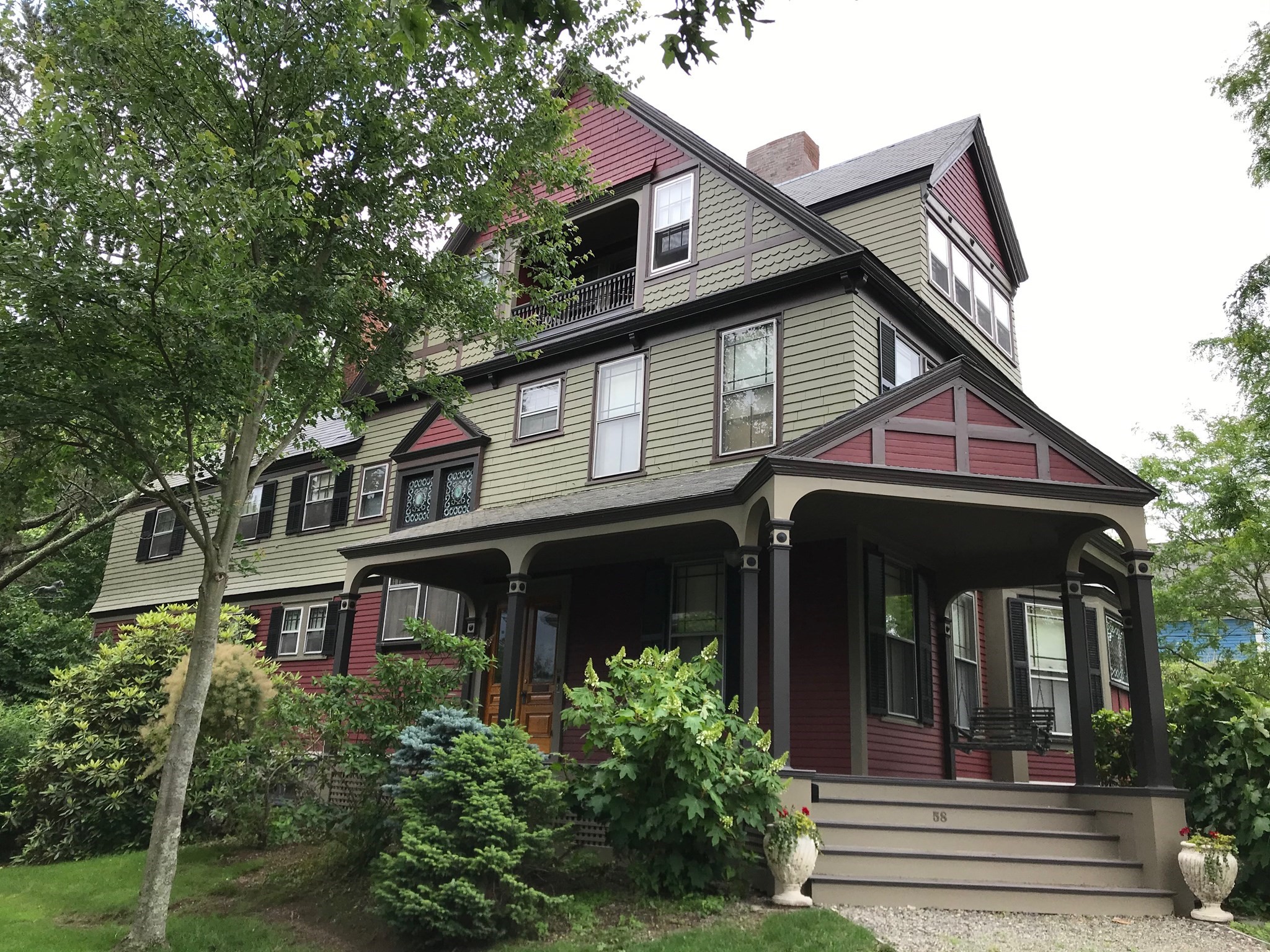 58 Summer St Property Photo 1