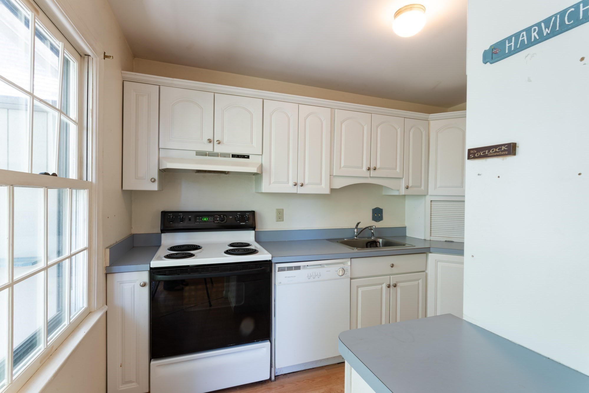 14 Harold Street # 6b Property Photo 4