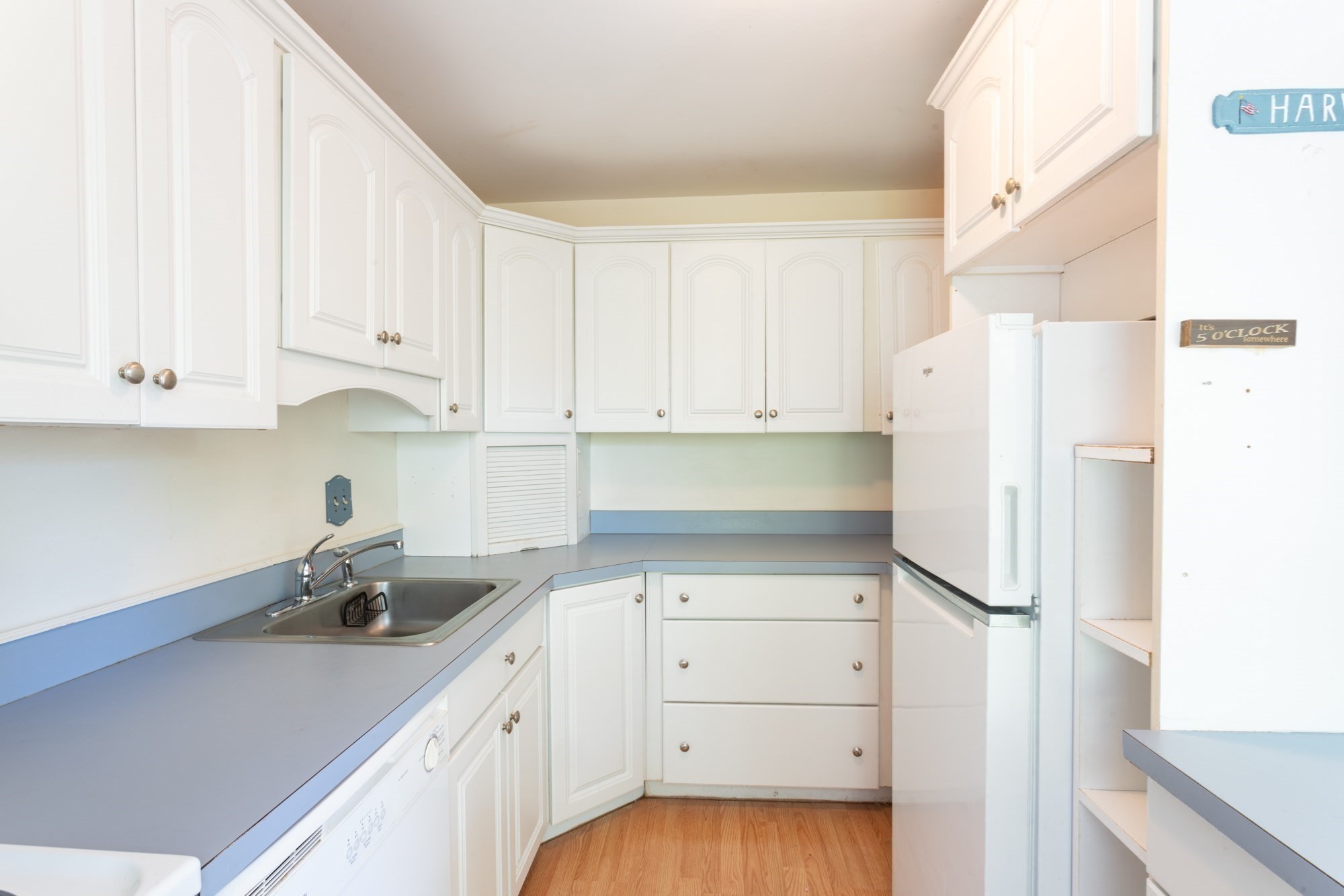 14 Harold Street # 6b Property Photo 5
