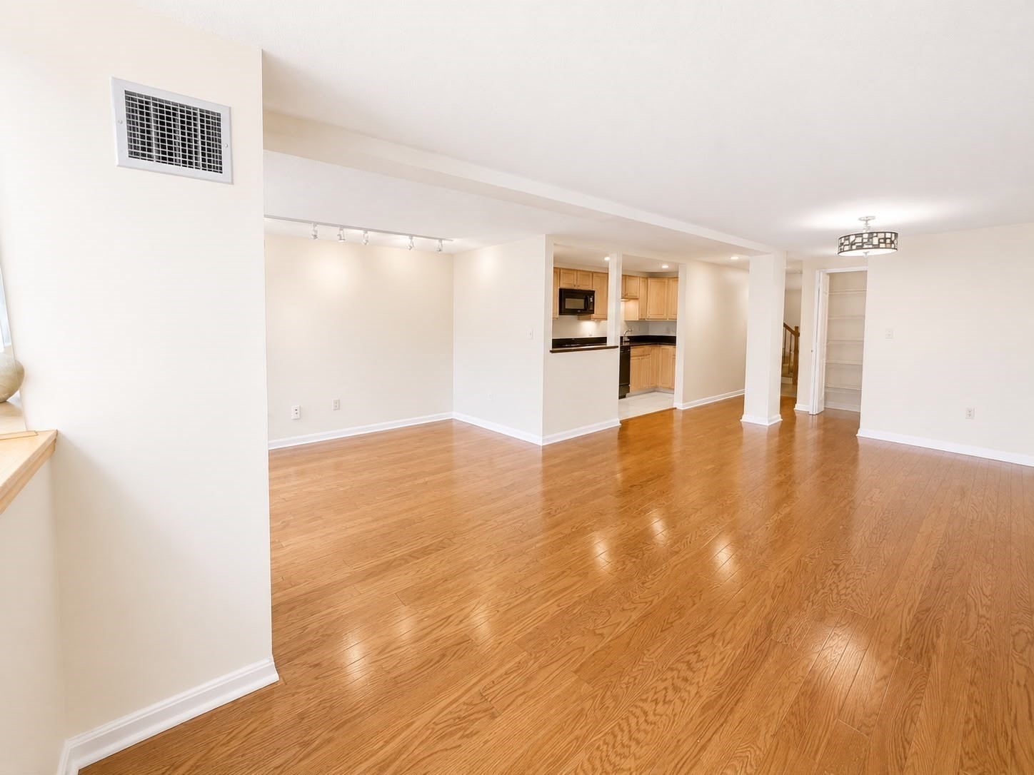 200 Market St # 204 Property Photo 3
