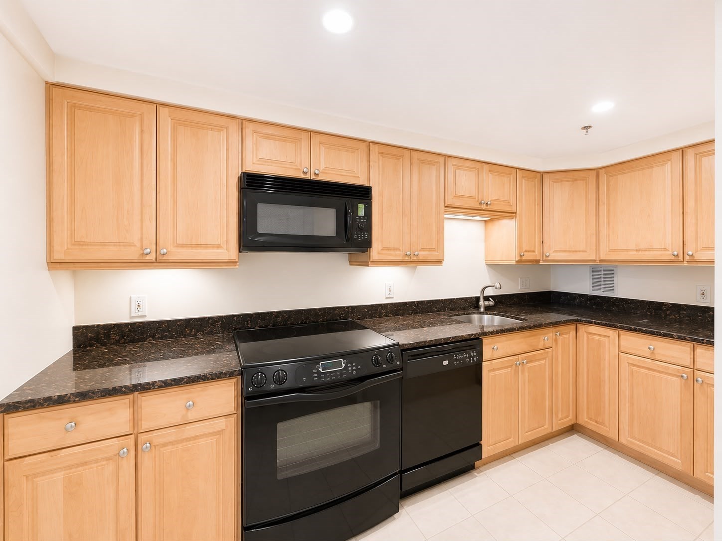 200 Market St # 204 Property Photo 3