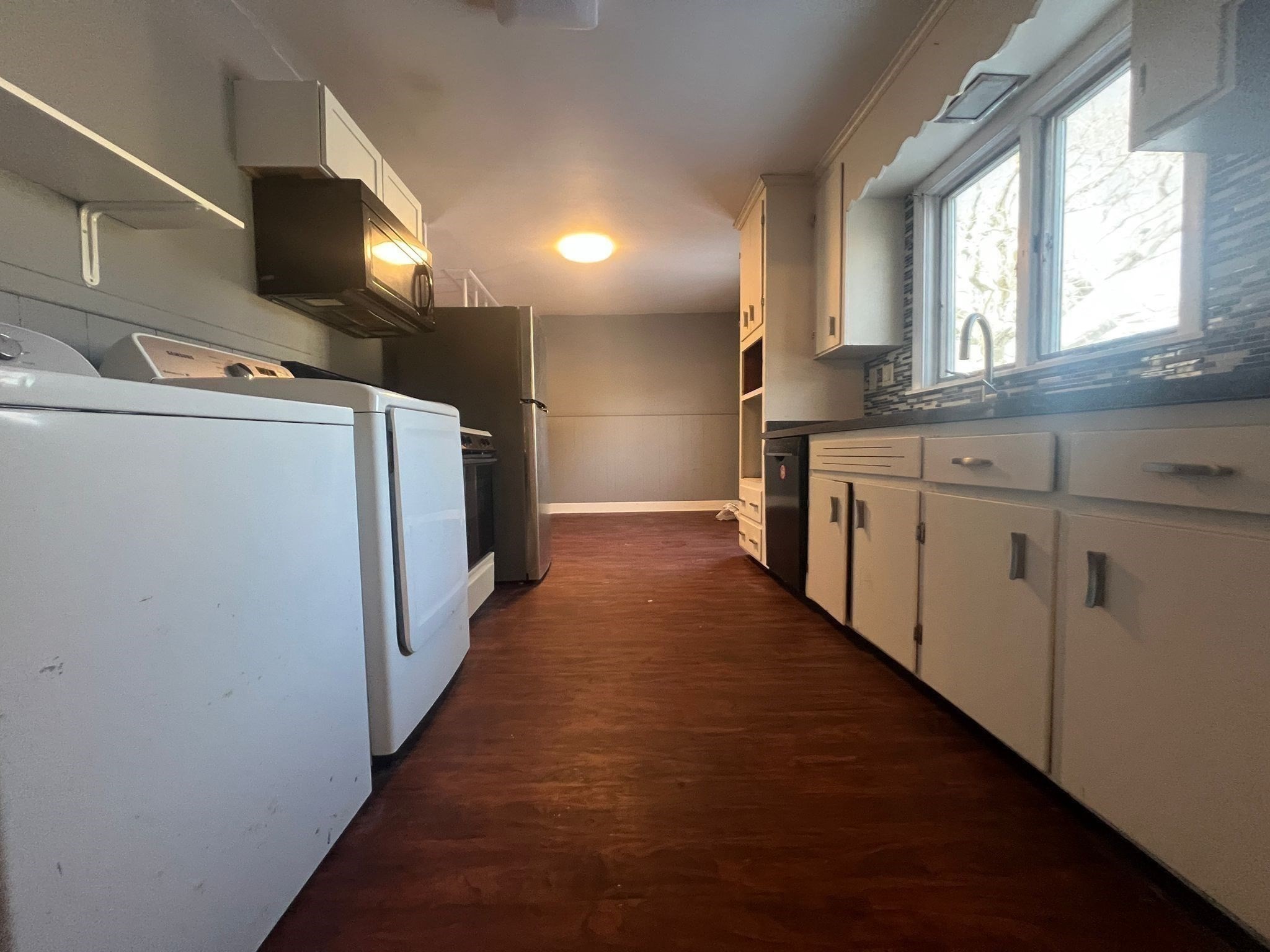 379 Sconticut Neck Rd Property Photo 17