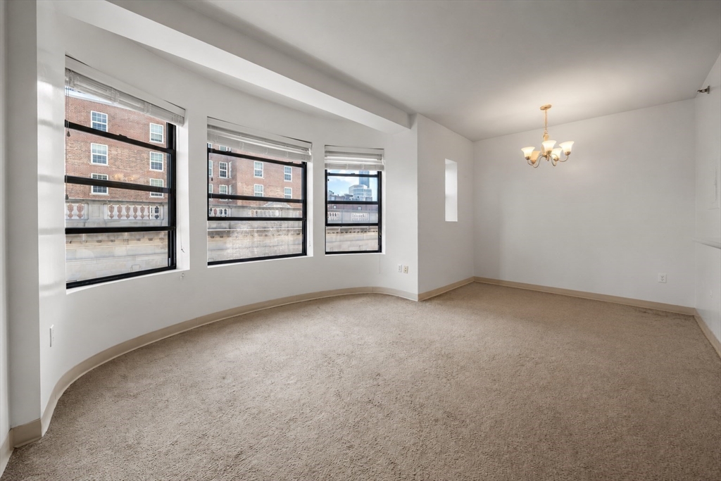 636 Beacon St # 505 Property Photo 11