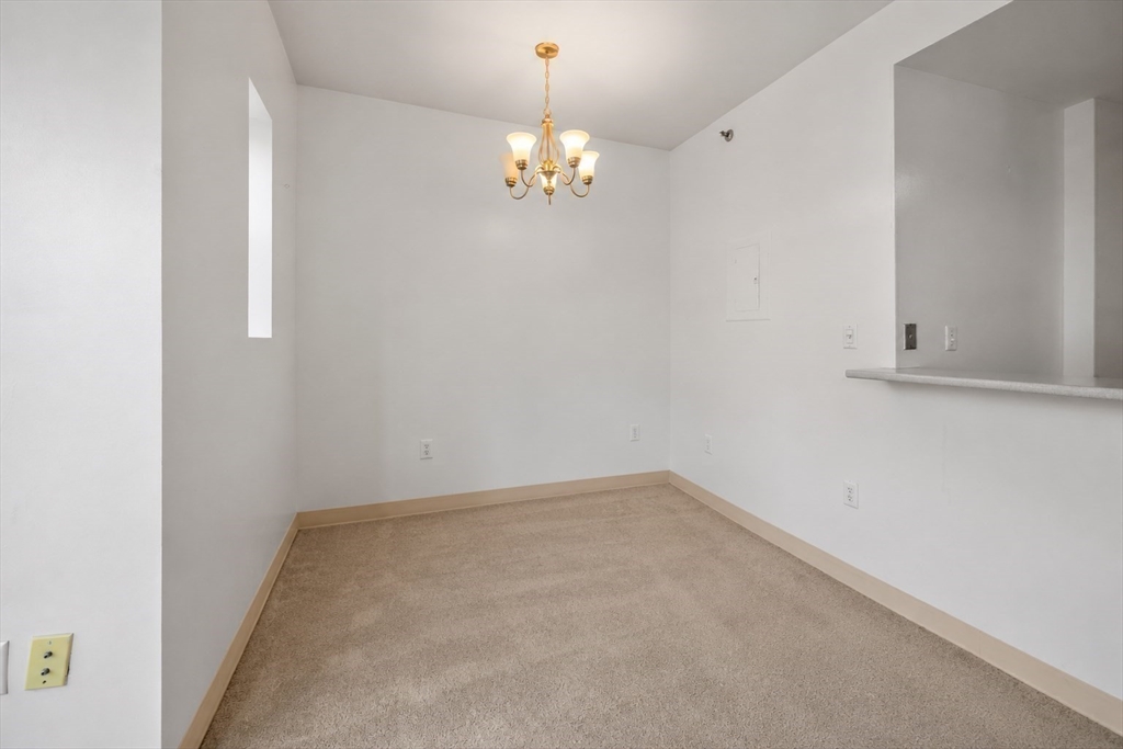 636 Beacon St # 505 Property Photo 12