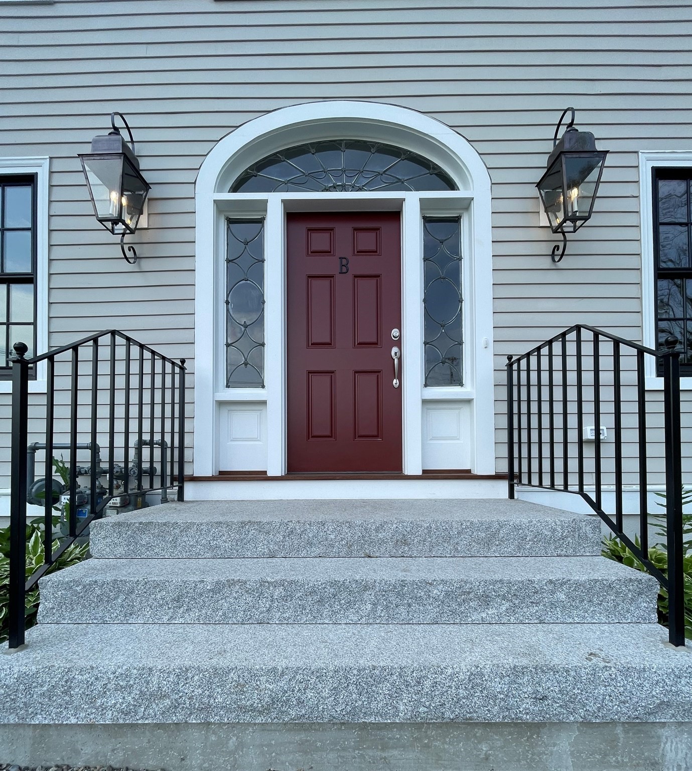 555 Foundry St # B Property Photo 1