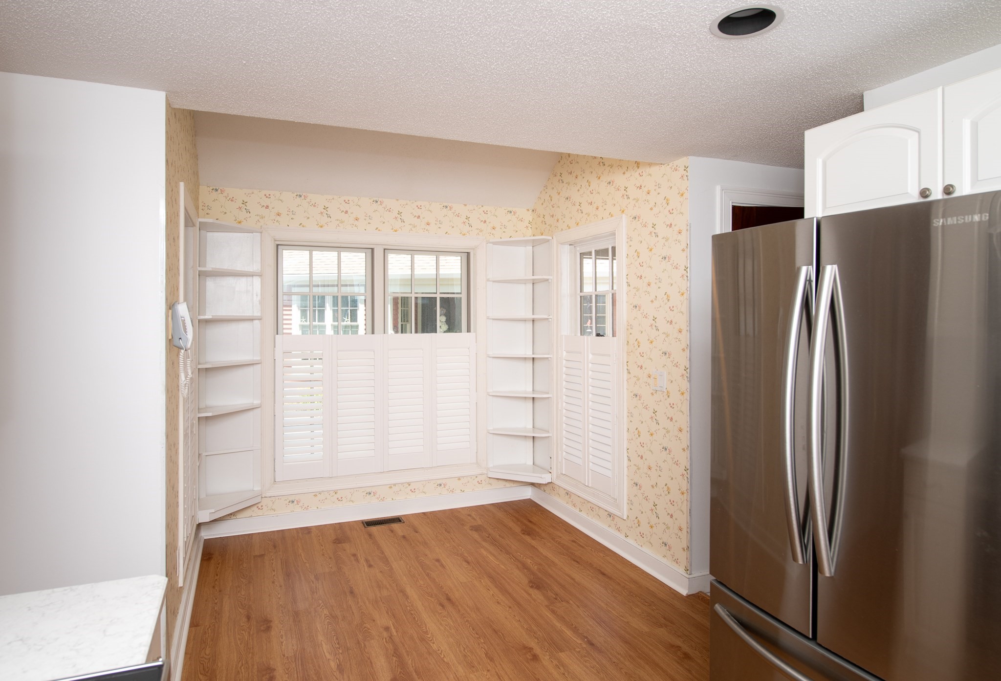 10 Village Green Circle Property Photo 5