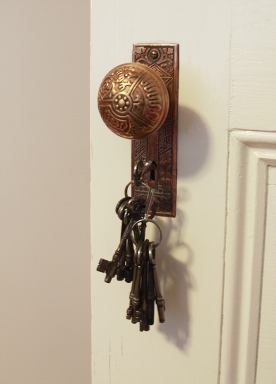 254 Lincoln Property Photo 17