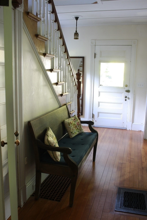 254 Lincoln Property Photo 18